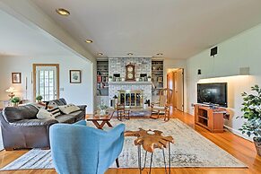 Quaint Elkton Home Near Shenandoah National Park!