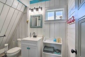 2 Blocks to Surfside Beach: A-frame Home w/ Deck