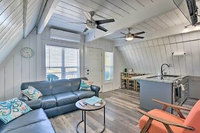 2 Blocks to Surfside Beach: A-frame Home w/ Deck