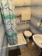 Seafront apt With Terrace, 4 Bedrooms and Mooring