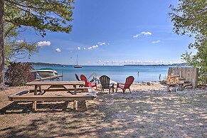 Suttons Bay 'bayview Cottage' w/ Deck & Gas Grill!