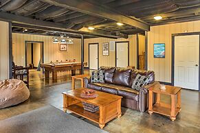 Underwood Home w/ 40 Acres: Fire Pit, Private Lake