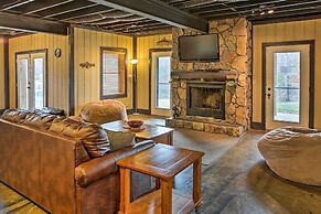 Underwood Home w/ 40 Acres: Fire Pit, Private Lake