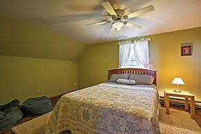 Hot Tub + Mtn Views: Gore Pass Kremmling Cabin