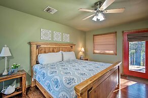 Broken Bow Cottage w/ Deck, Hot Tub & Fire Pit!