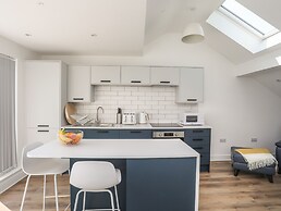 Golygfa'r Gastell / Castle View