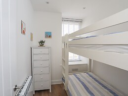 Golygfa'r Gastell / Castle View