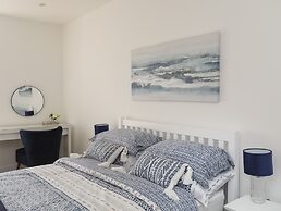 Golygfa'r Gastell / Castle View