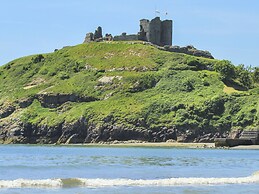 Golygfa'r Gastell / Castle View