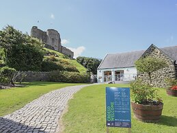 Golygfa'r Gastell / Castle View