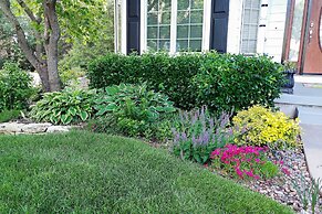 Charming Hideaway w/ Patio: 3 Mi to Kansas State!