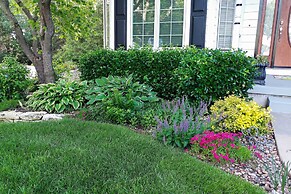 Charming Hideaway w/ Patio: 3 Mi to Kansas State!