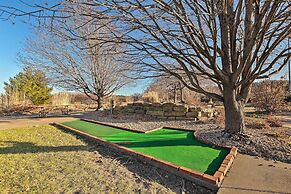 Charming Hideaway w/ Patio: 3 Mi to Kansas State!