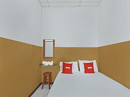 OYO 90794 Maple Hotel