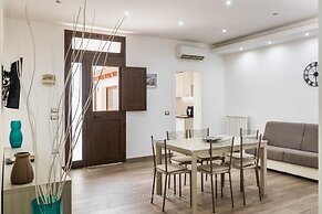 Civico 6 in Avola With 2 Bedrooms and 1 Bathrooms