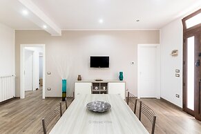 Civico 6 in Avola With 2 Bedrooms and 1 Bathrooms