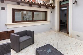 Civico 6 in Avola With 2 Bedrooms and 1 Bathrooms