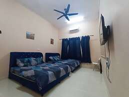 OYO 90799 Sharhan Residence