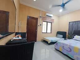 OYO 90799 Sharhan Residence