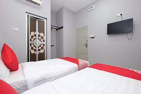 OYO 89436 Sza Inn Syariah