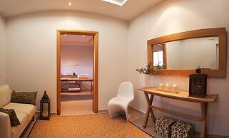 Galazio Kima Apartments - Bougainvillea Top Floor Suite 10