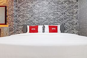 OYO 90604 City Hotel