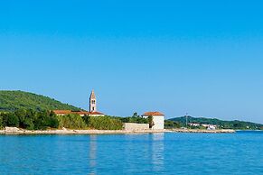 Seaview Apartment in Pasman A2