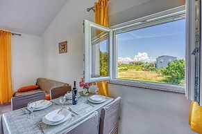 Seaview Apartment in Pasman A2