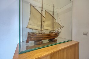 Seaview Apartment in Pasman A2