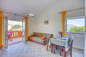 Seaview Apartment in Pasman A2