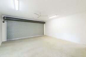 ZENHOUSE STYLISH - 3BR Home near Shops