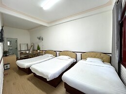 Tuong Vy Dalat Central