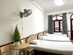 Tuong Vy Dalat Central