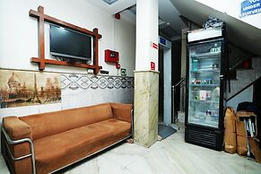 Hotel Ashirwad near New Delhi Railway Station, Paharganj