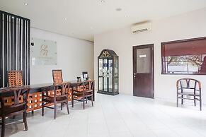 Queen Rose Villa & Spa