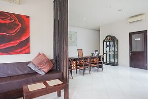 Queen Rose Villa & Spa