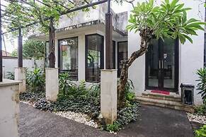 Queen Rose Villa & Spa