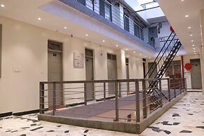 Hotel Amrit Near Old Delhi Railway Station