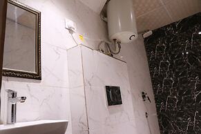 Hotel Amrit Near Old Delhi Railway Station