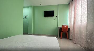 OYO 90789 Stutong Point