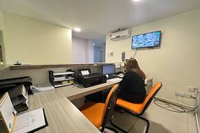 OYO 90789 Stutong Point