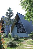 Suha retreat Soc Son