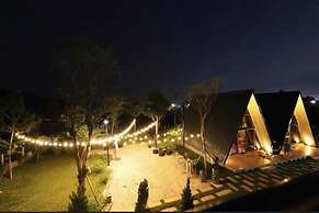 Suha retreat Soc Son