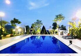 Suha retreat Soc Son