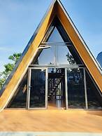 Suha retreat Soc Son