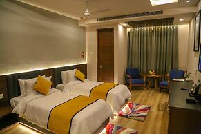 Four Leaf Hotel Sapphire Blue