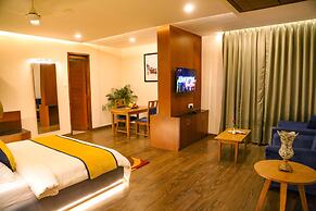 Four Leaf Hotel Sapphire Blue