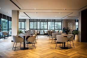 SAM E Hotel Bangkok Sathorn