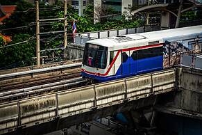 SAM E Hotel Bangkok Sathorn