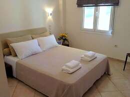 Melitini in Souda With 7 Bedrooms and 6 Bathrooms